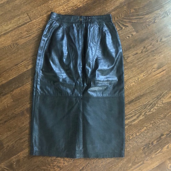 100% REAL LEATHER SKIRT - Picture 3 of 6